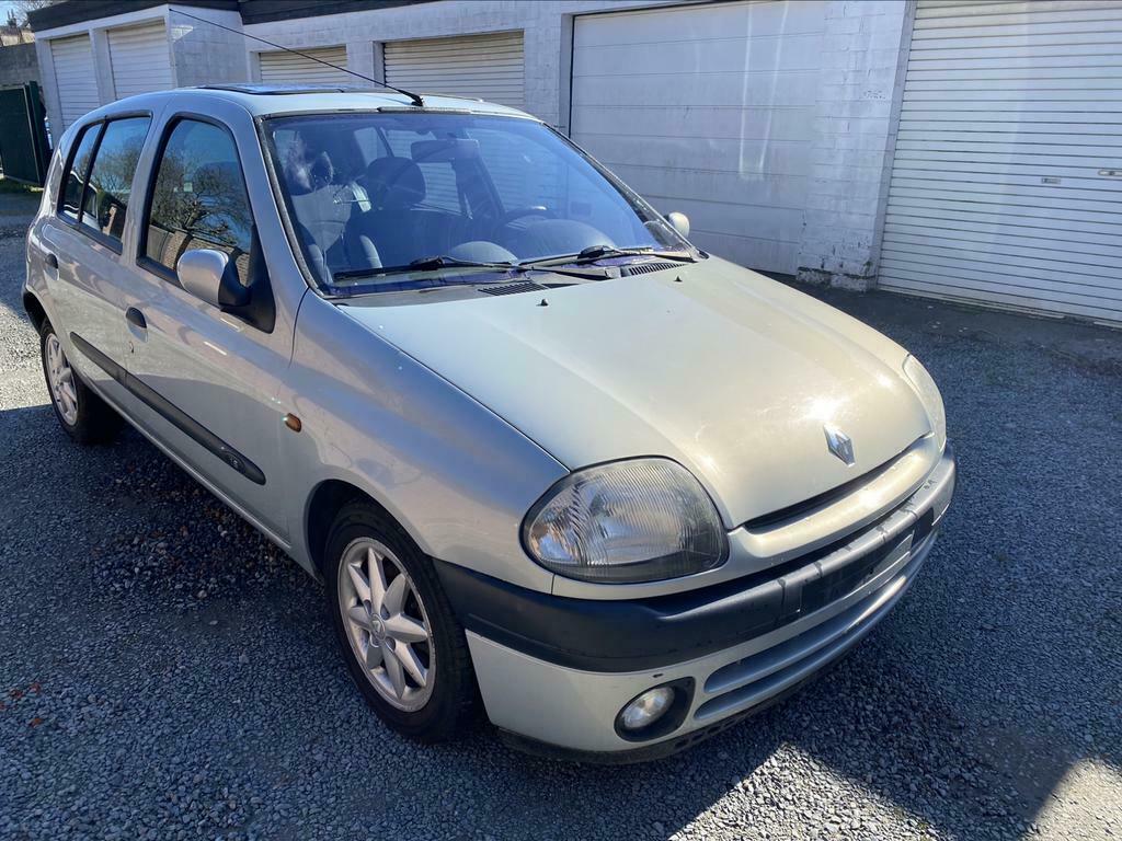 Renault clio 1.2 